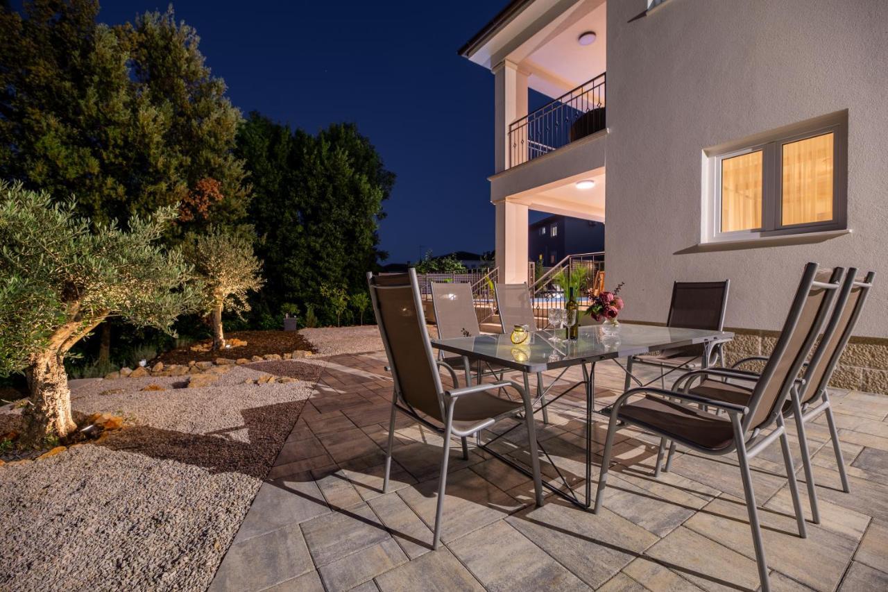 Villa Pafran With Heated Pool Krk Крк Экстерьер фото